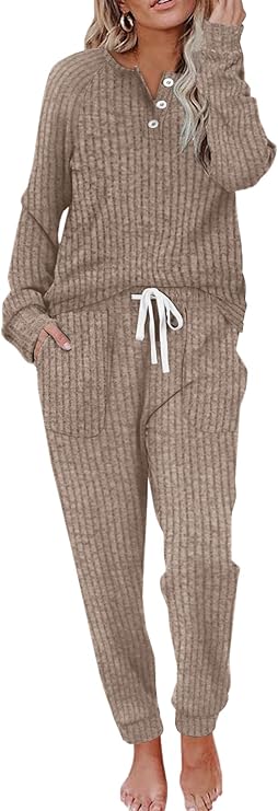 Outfit Ideas to Look Cute, Comfy, and Confident